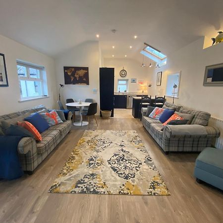 Sanctuary Lodge Cork Exteriör bild